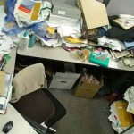 messy-office