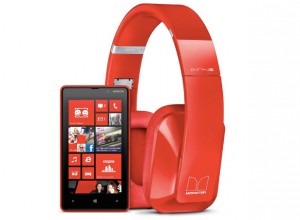 Nokia-Lumia-820-dolby-headphone