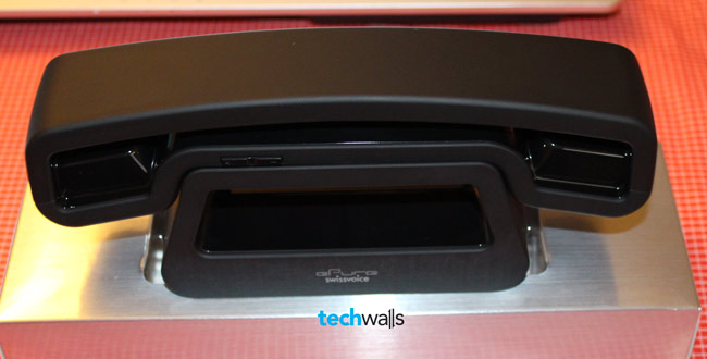 https://www.techwalls.com/wp-content/uploads/2013/04/Swissvoice-BH01U-ePure-Bluetooth-Station-3.jpg