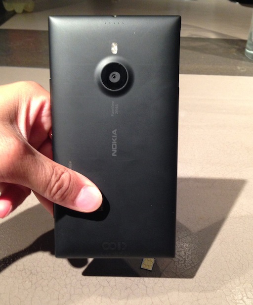 nokialumia1520-1