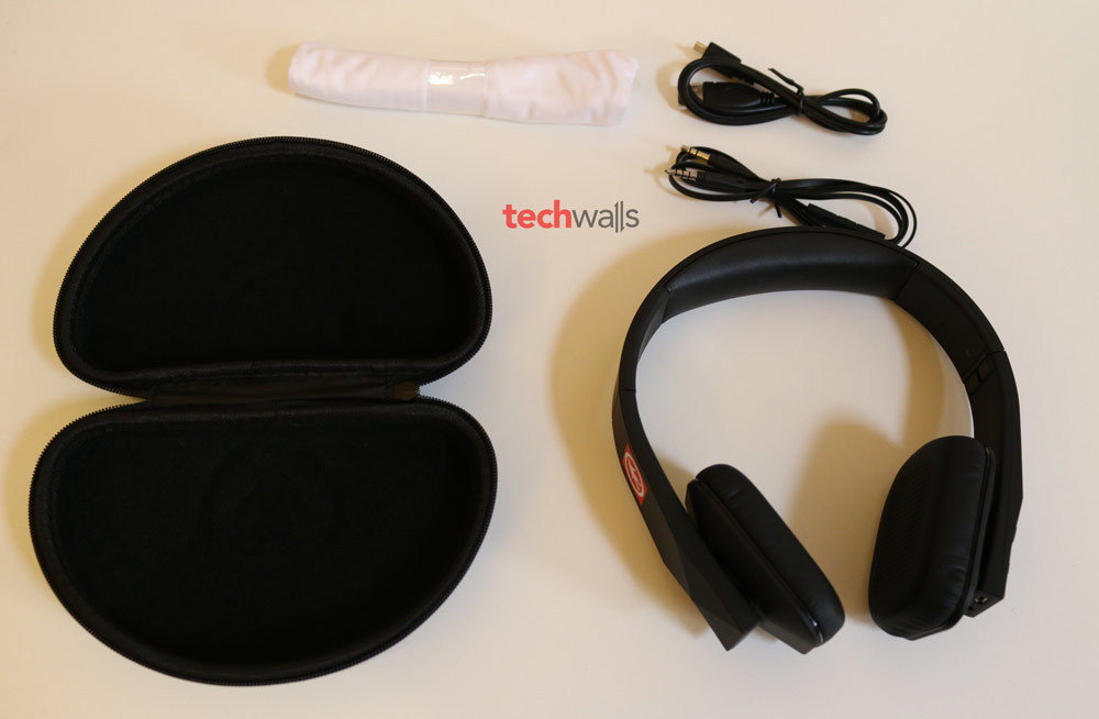 Outdoor-Tech-Tuis-headphone-4