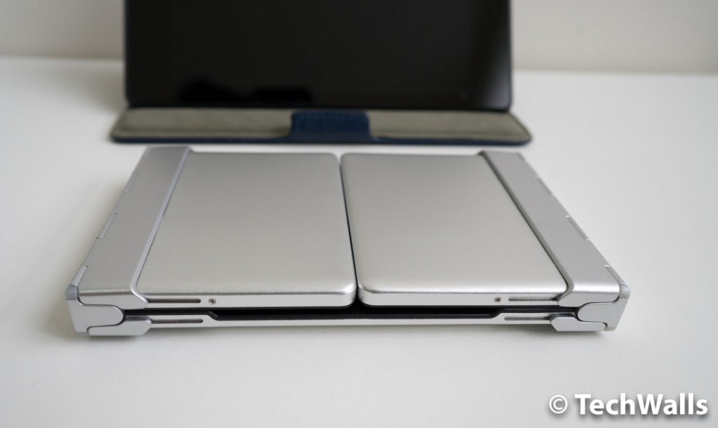 iClever Foldable Bluetooth Keyboard Review Turn your Tablet