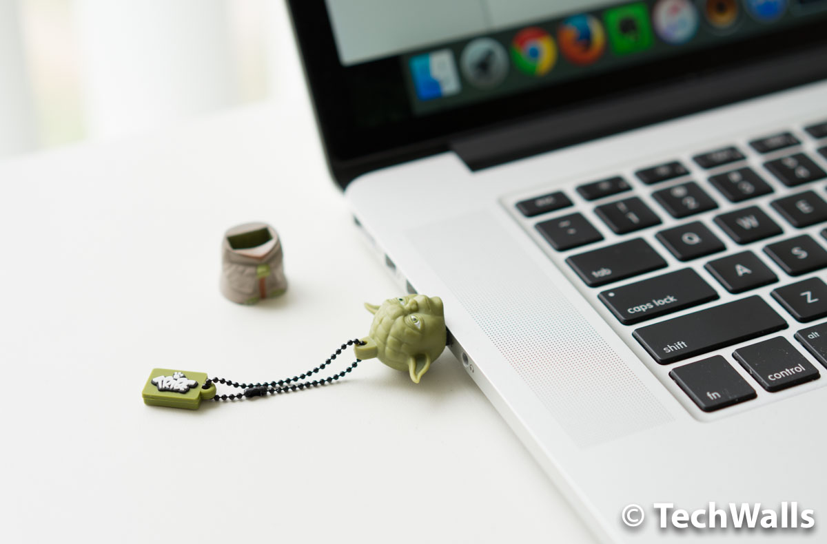 star-wars-yoda-usb-drive-2