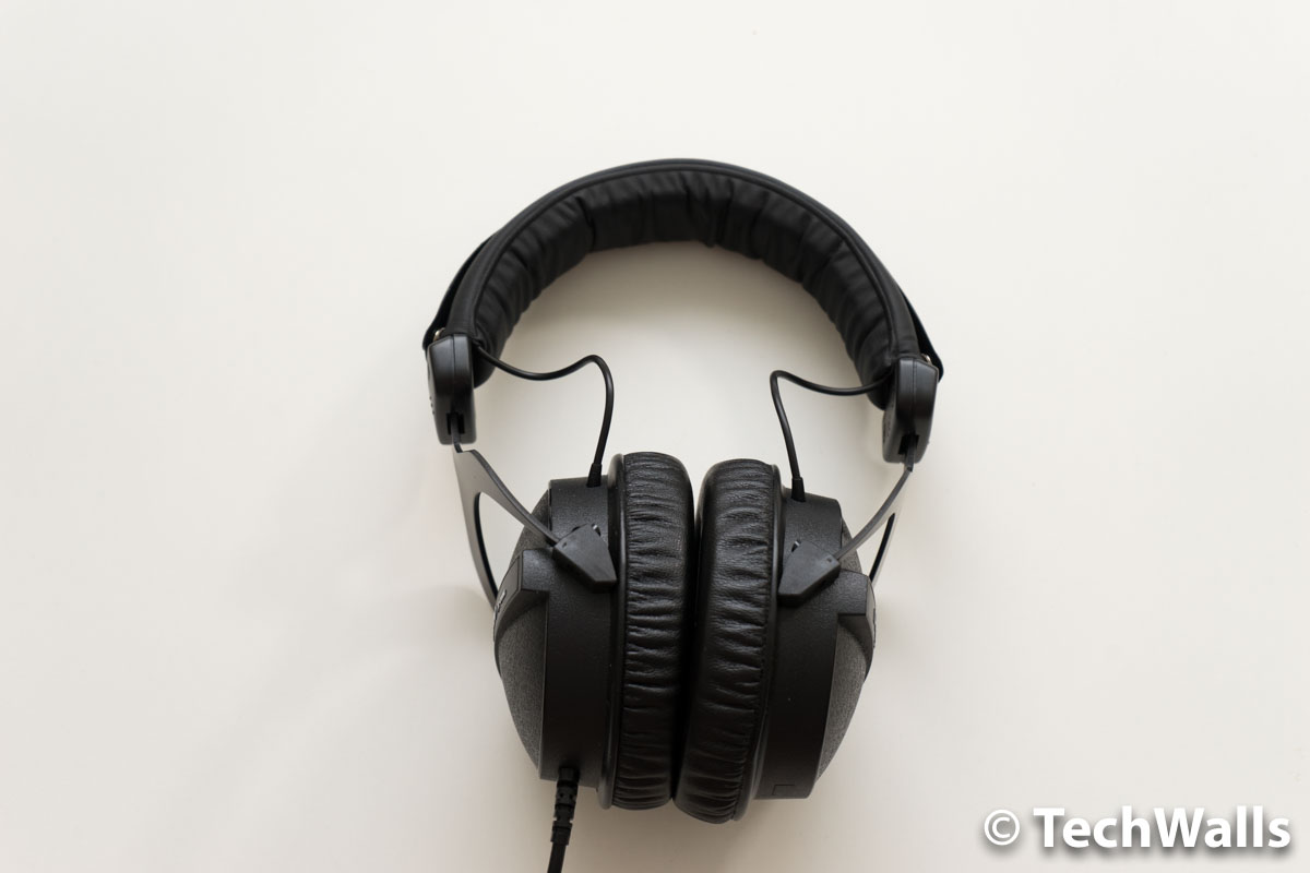 beyerdynamic-dt770-pro-1