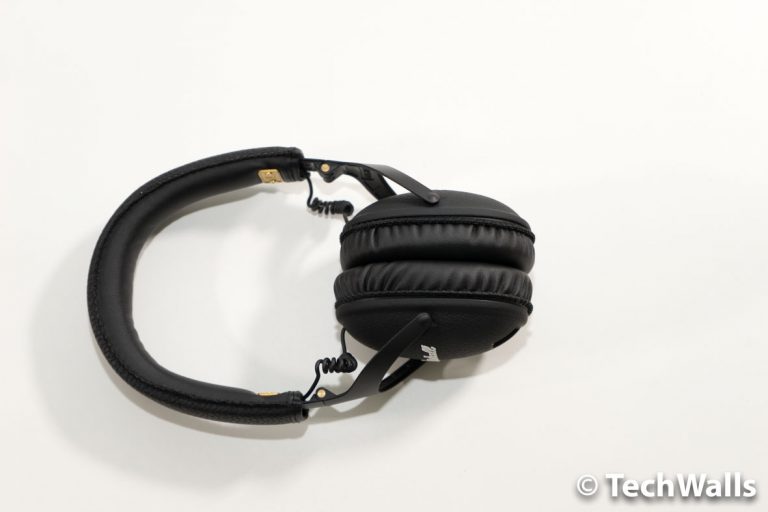Marshall Monitor Headphones Review The Smallest OverEar Headphones?
