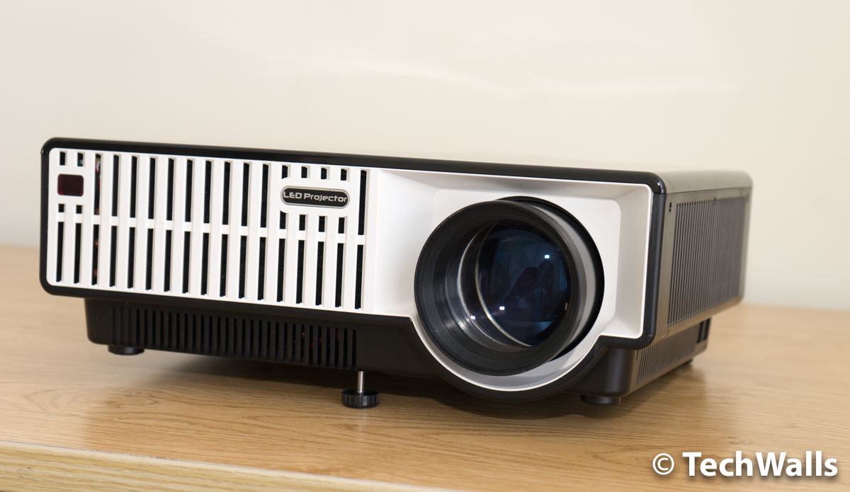 PRW330-projector-5