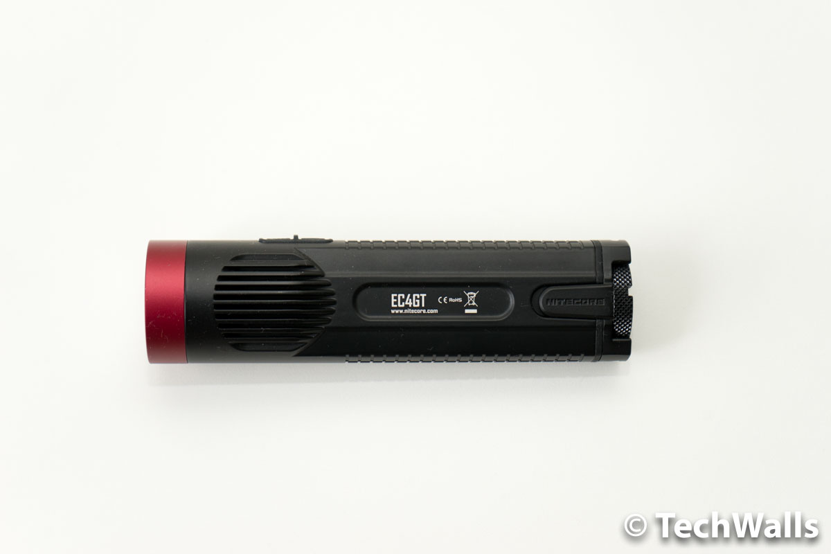 nitecore-flashlight-1