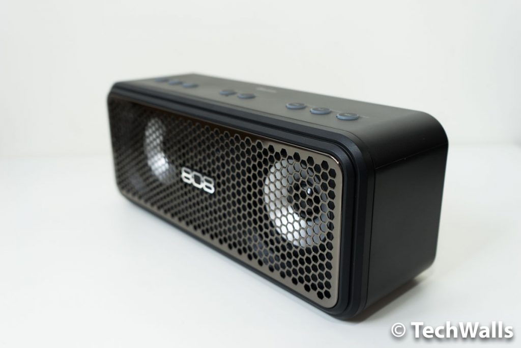 808 LXS Wireless Speaker Review - Powerful Enough for Outdoor Use?