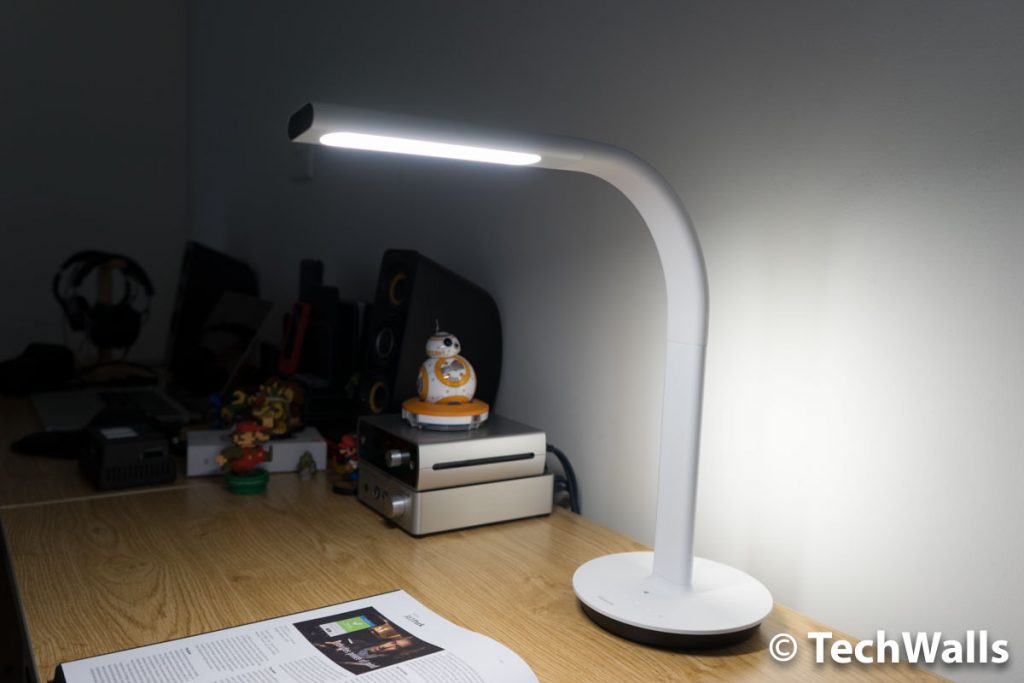 Xiaomi Philips Eyecare Smart Lamp 2 Review - When Xiaomi Partners with ...