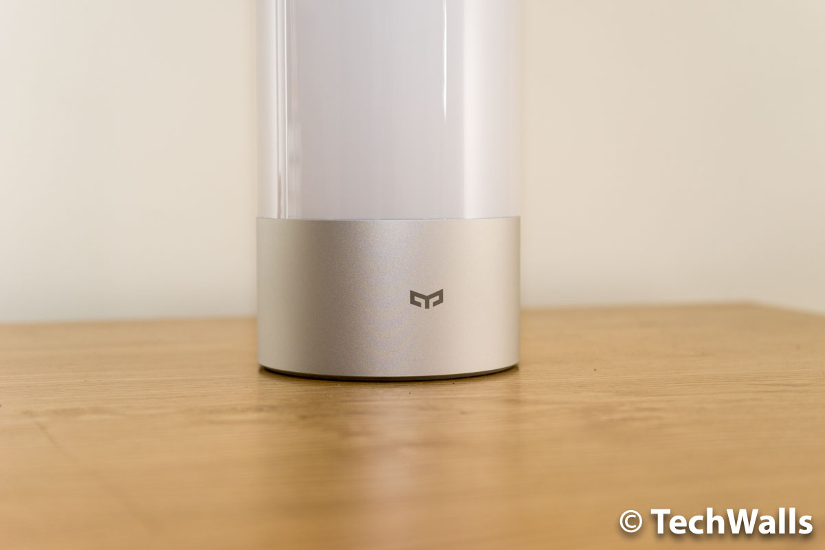Xiaomi Yeelight Smart Nightstand Lamp Review a Colorful and Smart Lighting