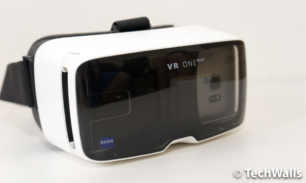 detektor bestikke Feed på Zeiss VR One Plus Headset Review - Not What You Expected - TechWalls