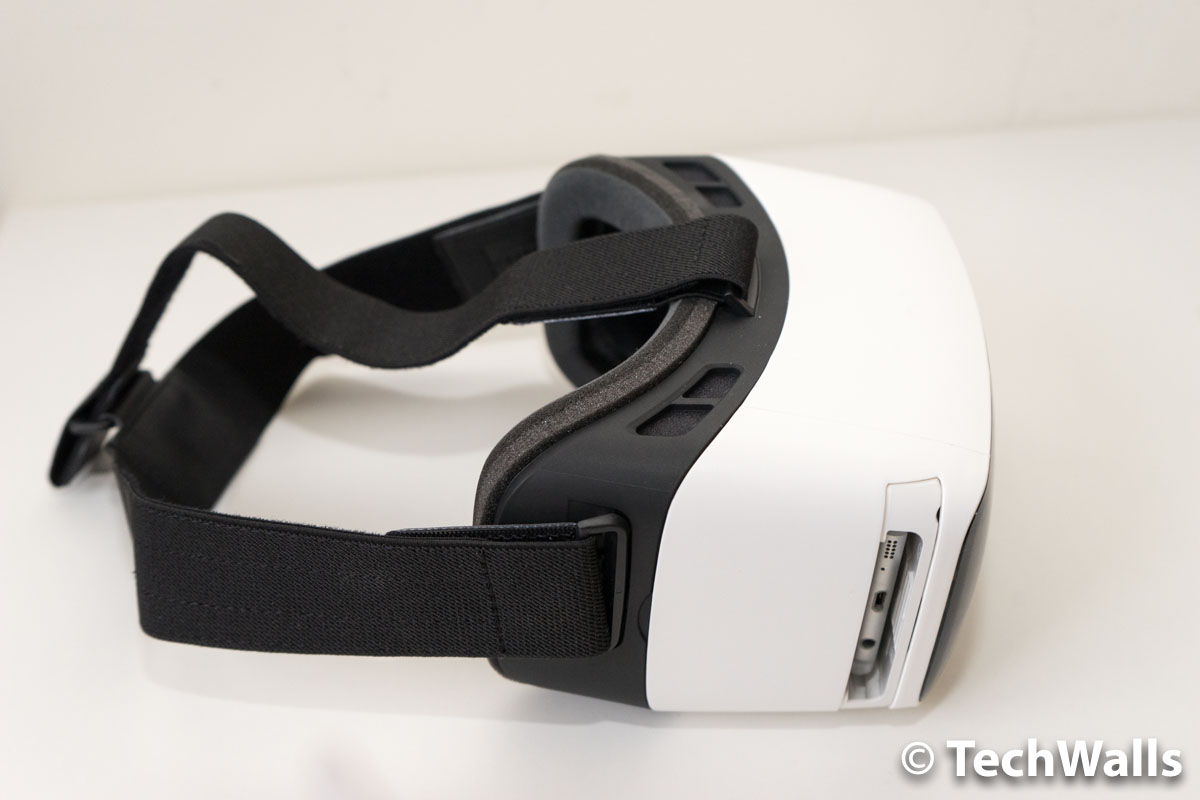 Zeiss VR ONE Headset | forum.iktva.sa