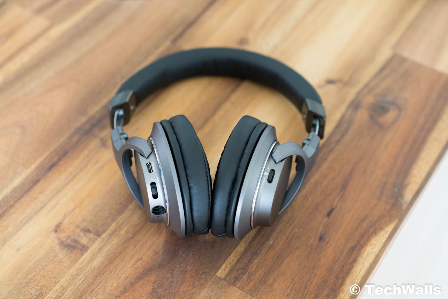 Audio technica sr6bt deals