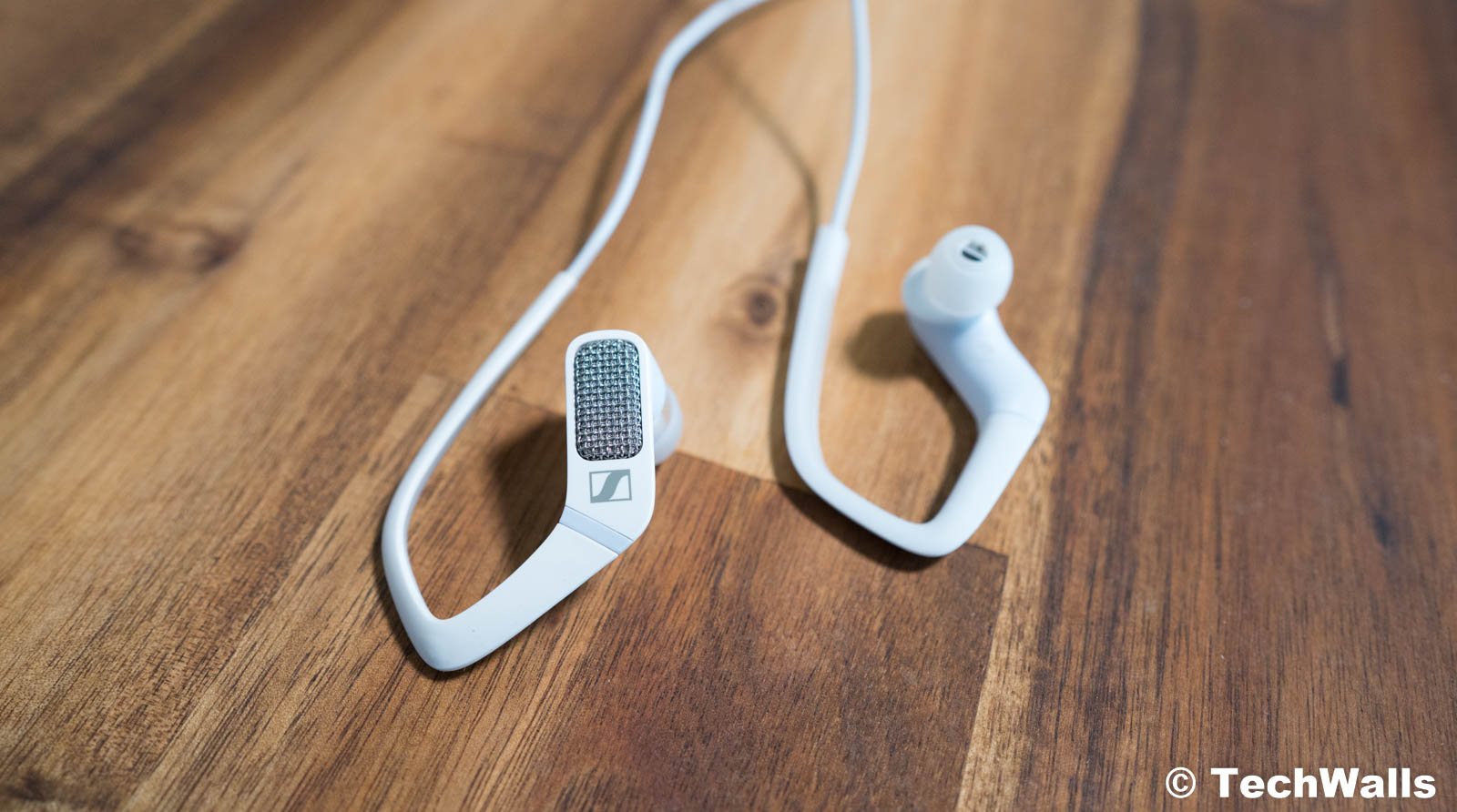 Sennheiser AMBEO Smart Headset with Binaural Recording Review