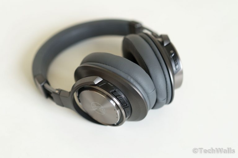 AudioTechnica ATHDSR9BT Wireless OverEar Headphones Review