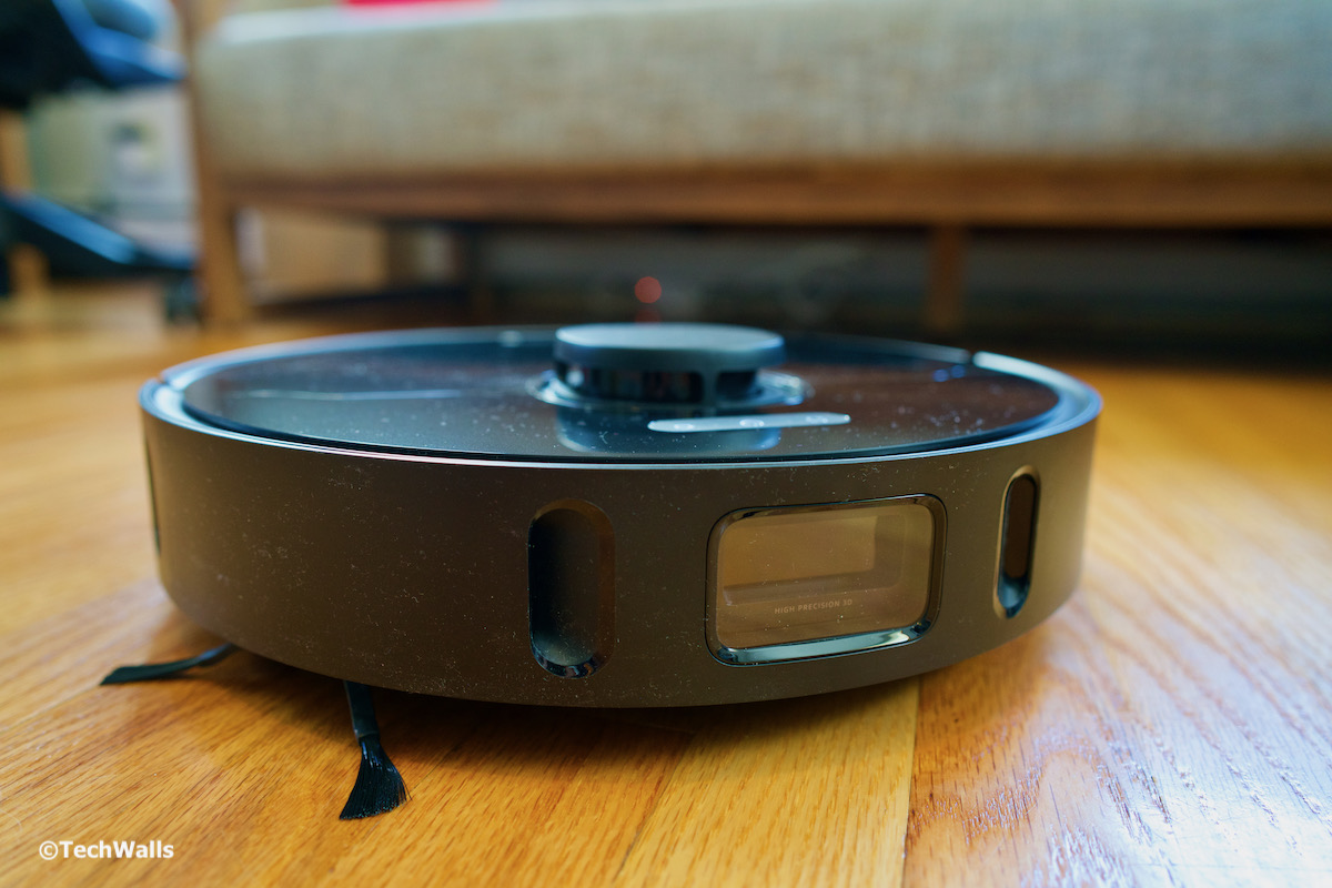 Dreame Bot L10 Pro Review: A Mopping and Vacuuming Robot with LiDAR