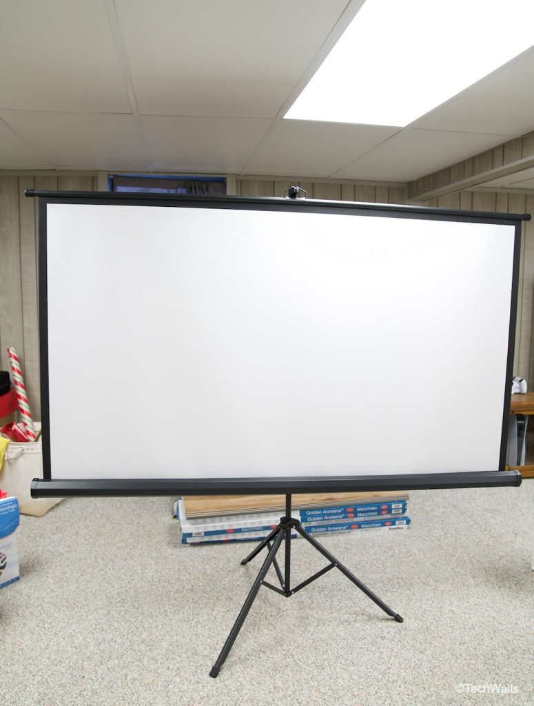 SCREENMAX Pull-Up 80-inch Projector Screen Review - Good For Indoors ...